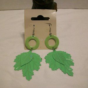 🌞Fashion Jewelry Green Metal Leaf Earrings